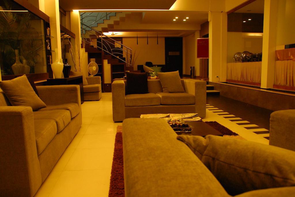 Sayoojyam Residency Hotel Palakkad Buitenkant foto